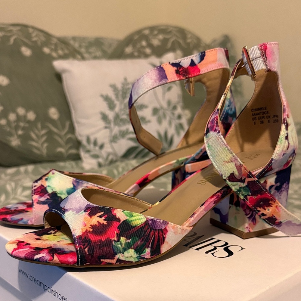 Multicolor Floral Heels - Picture 2 of 8